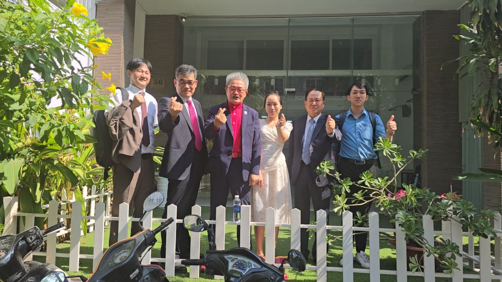 The Last Day in Vietnam: A Time of Farewells and&nbsp;Promises